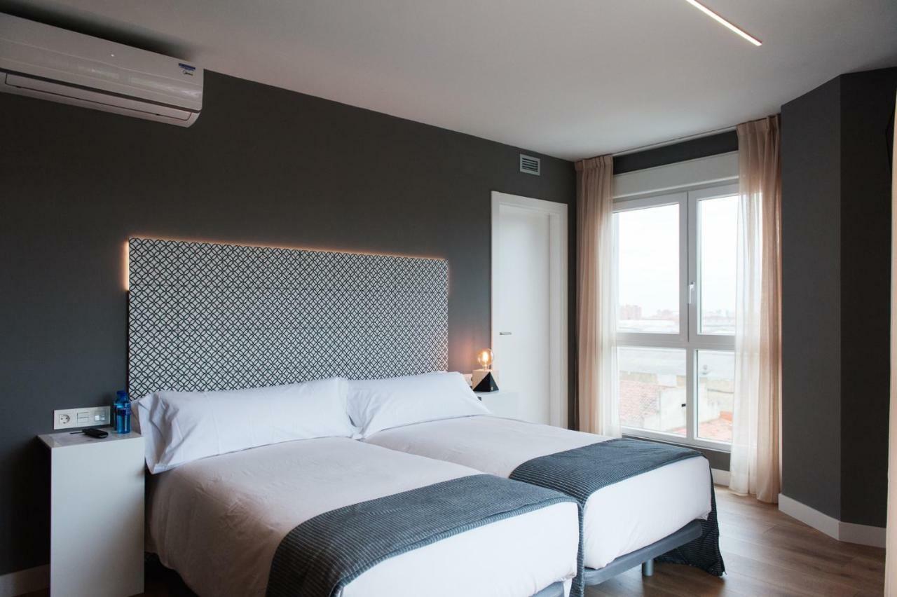 Rener Hotel Los Campones Хихон Экстерьер фото